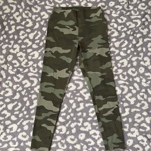 Pink camo leggings